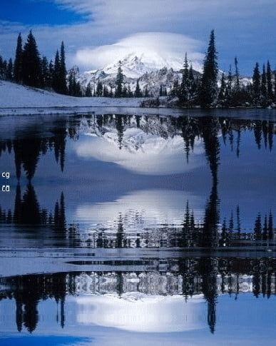 Exteriorul reflexie a interiorului - oglinda care reflecta mereu