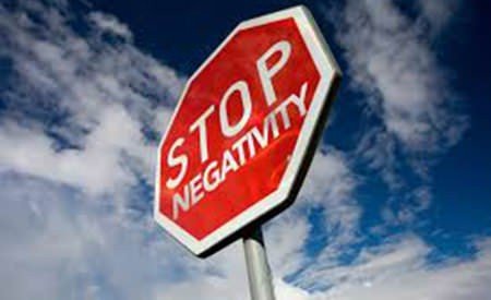 Cum te pot afecta emoțiile negative